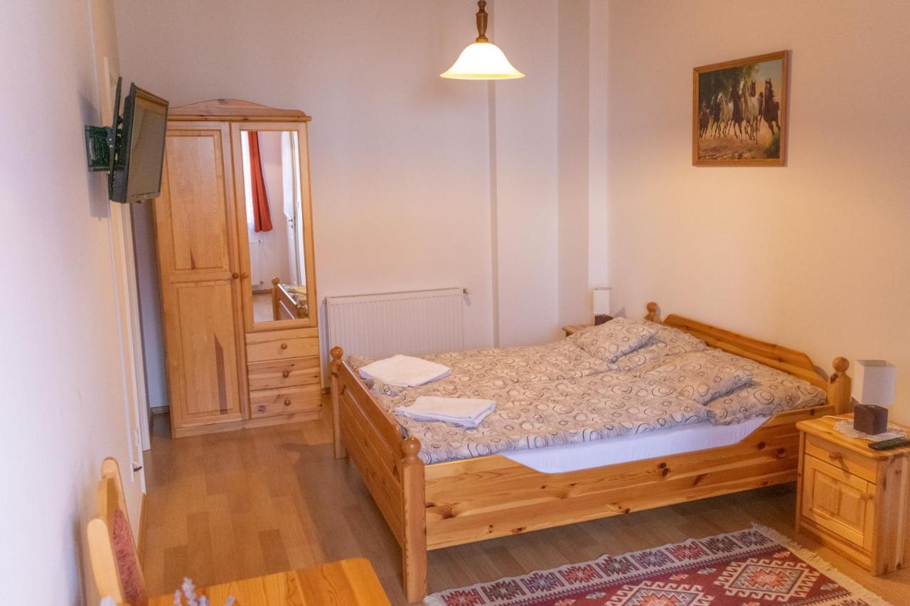 Kapolna Vendeghaz Apartment Kerkaskapolna ภายนอก รูปภาพ